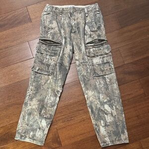 Hollister Men's Relaxed Camo Jeans